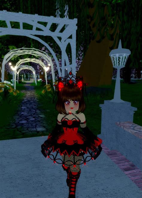 Royale High | Halloween outfits, Pet dragon, Royal high roblox outfits halloween