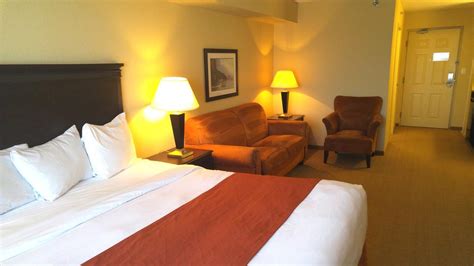 Country Inn & Suites Niagara Falls | Niagara Falls Places to Stay