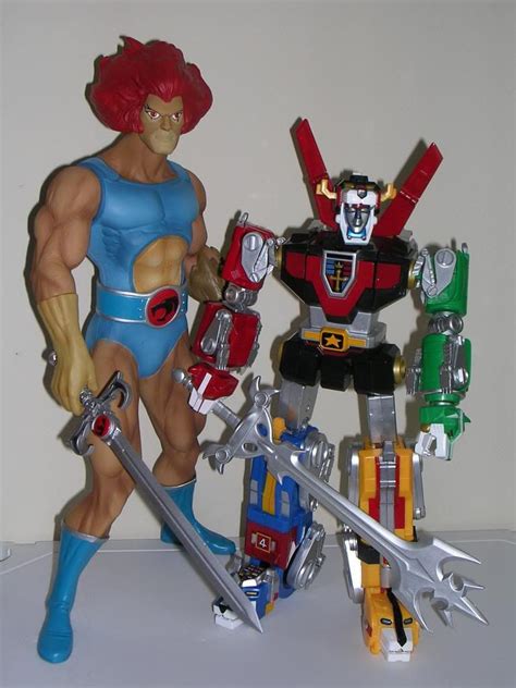 Voltron Lion Force Collector’s Set by Toynami, Part II | FigureFan Zero