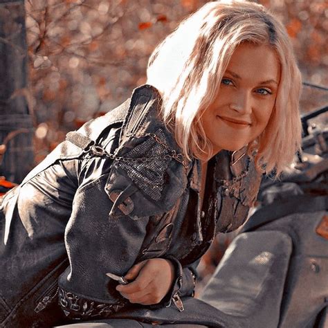 Icon Clarke Griffin | Atrizes, Fotos de filmes, Wallpapers de filmes