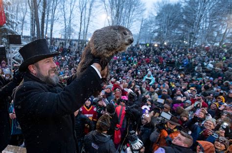 COVID-19 to keep Pennsylvania crowds away on Groundhog Day