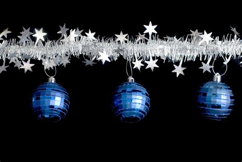 Photo of tinsel and baubles | Free christmas images