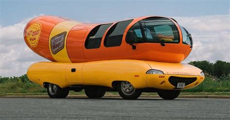 GIANT WIENER: Get Paid To Drive Around The USA In A Big Old Hot Dog Car ...