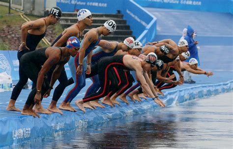 Park Jae-hun takes bronze in newly-added marathon swimming event