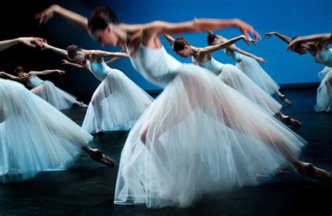 Not Beautiful at the Bolshoi Ballet - WSJ