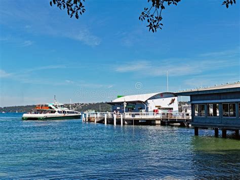 Sydney Harbour Ferry at Watsons Bay, Australia Editorial Photo - Image of public, eastern: 107106231