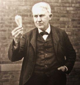 Se cumplen 137 años desde que A. Edison inventase la bombilla - Te interesa saber