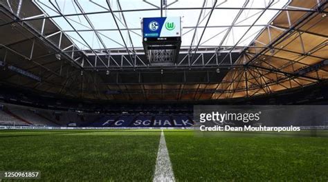 1,648 General View Veltins Arena Stock Photos, High-Res Pictures, and Images - Getty Images