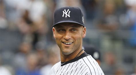 Derek Jeter one vote shy of unanimous Hall of Fame induction - Sports ...