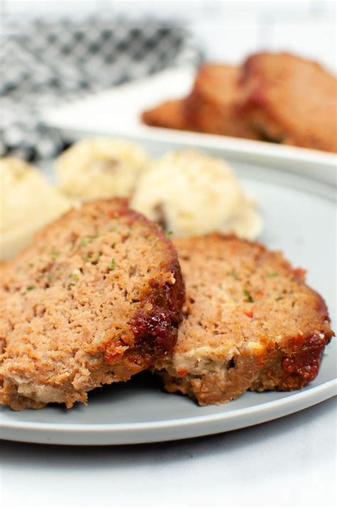 Meatloaf recipe with ketchup - mom makes dinner