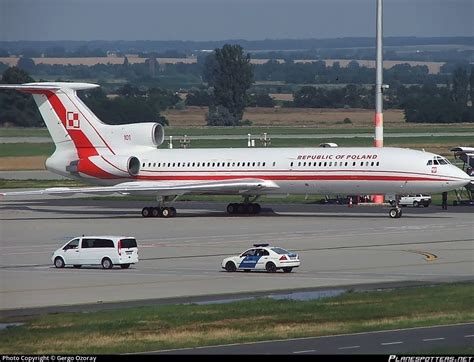 101 Polish Air Force Tupolev Tu-154M Photo by Gergo Ozoray | ID 078805 | Planespotters.net