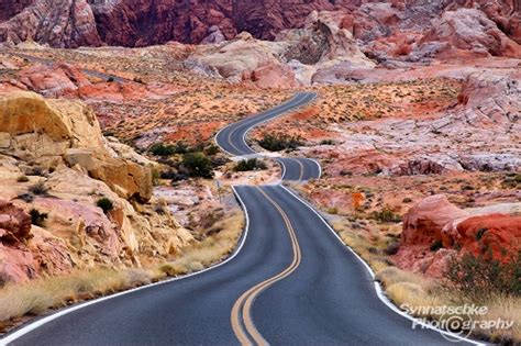 Scenic Drive | Valley of Fire SP | Nevada | USA | Synnatschke Photography