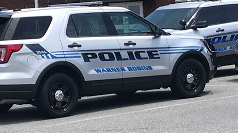 Warner Robins police investigating accidental shooting of 15-year-old