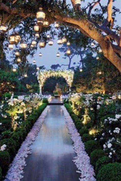 50 Romantic Wedding Ideas That Are Straight Out Of A Fairy Tale ...