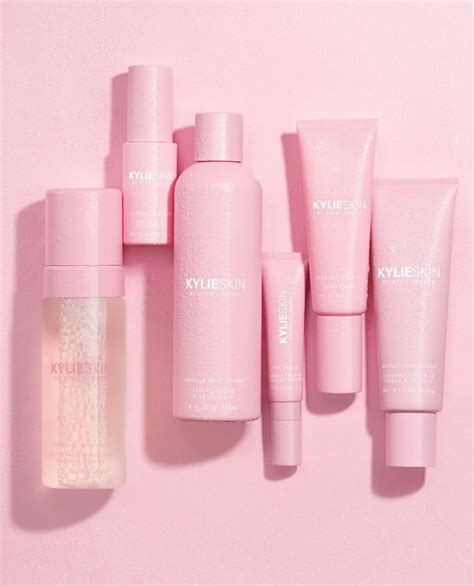 Kylie Cosmetics on Instagram: “@kylieskin shop now KylieSkin.com” | Kylie makeup, Pink skin ...