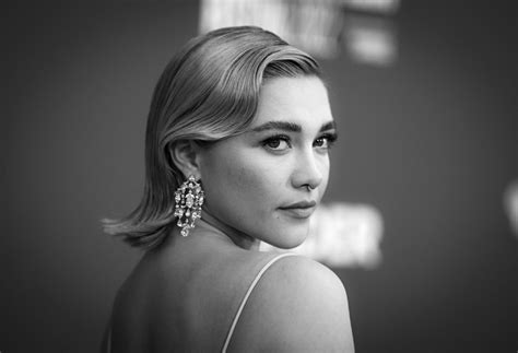 Florence Pugh Paired Her Sheer Gown with High Waisted Underwear and a Bandeau Bra - video ...