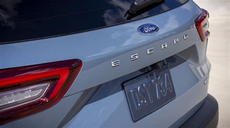 New 2023 Ford Escape Hybrid and PHEV are Geared for Efficiency - Motor ...