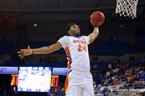 Florida Gators basketball defeats Mercer | GatorCountry.com