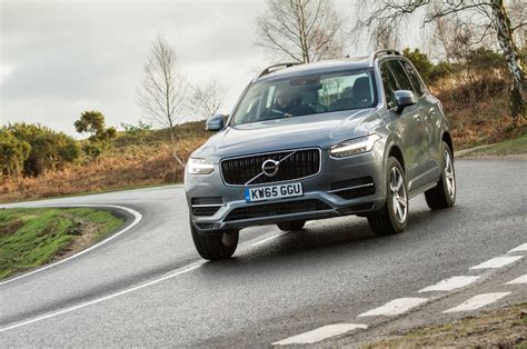 2016 Volvo XC90 T8 Momentum review | Autocar