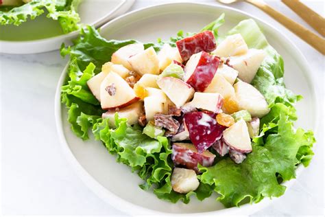 Receta de Ensalada de Manzana con Nueces y Pasas