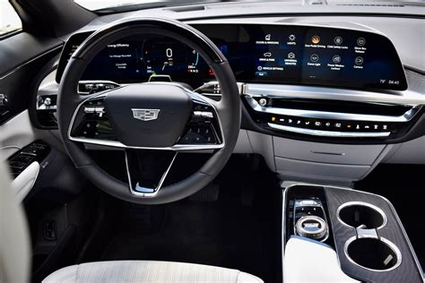 2023 Cadillac Lyriq Interior Uses Nothing From GM’s Parts Bin