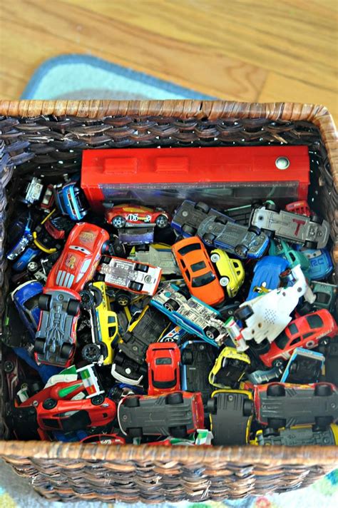 DIY Matchbox Car Garage **UPDATED** | Matchbox cars, Matchbox car ...