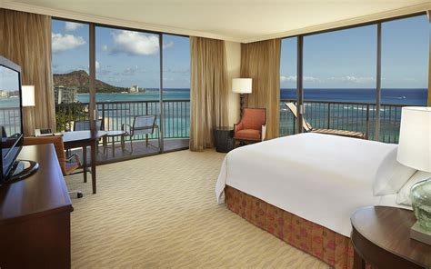 Hilton Hawaiian Village Waikiki Beach Resort Hotel Review, Honolulu, Hawaii | Travel