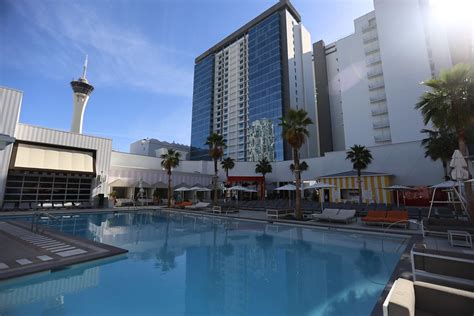 W Las Vegas Hotel Review - UponArriving