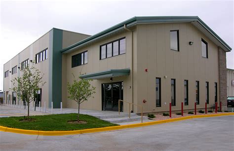 Steel Office and Warehouse Buildings in Denver, Colorado