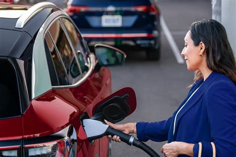 Volkswagen, Porsche, and Audi finally say they will use Tesla’s EV charging plug - The Verge