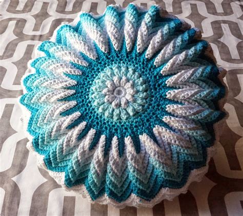 Lily Sugar and Cream Bright Ideas Booklet Challenge | Crochet pillow ...