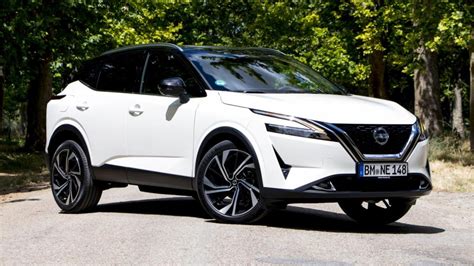 Nissan Qashqai 2024 White - Iona Renate