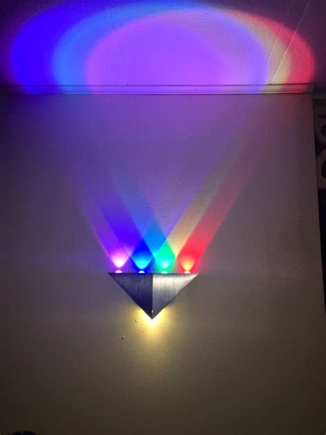 Modern LED Triangle Wall Lamp – Warmly