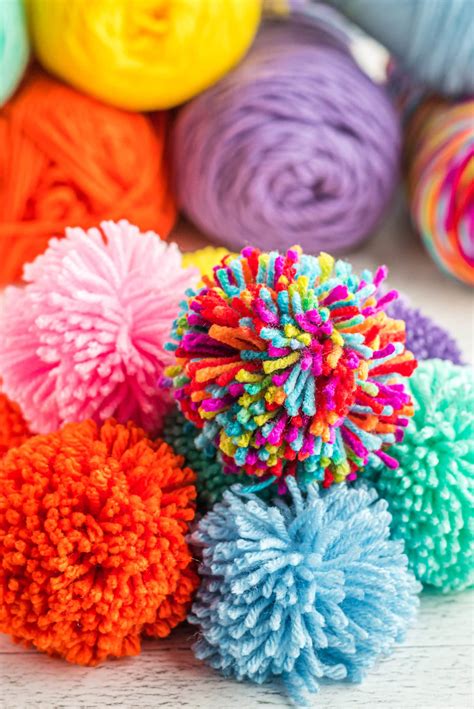 How to Make a Pom Pom - Crafts by Amanda - Crafts for Seniors