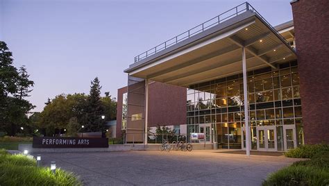 Performing Arts Building - Reed College