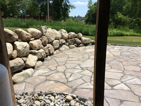 Natural Stone Walkway | Harbor Shore Landscaping