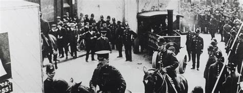 history-general-strike - London's Royal Docks