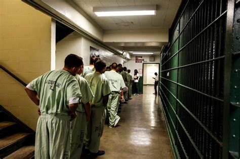 California’s jails are so bad some inmates beg to go to prison instead ...