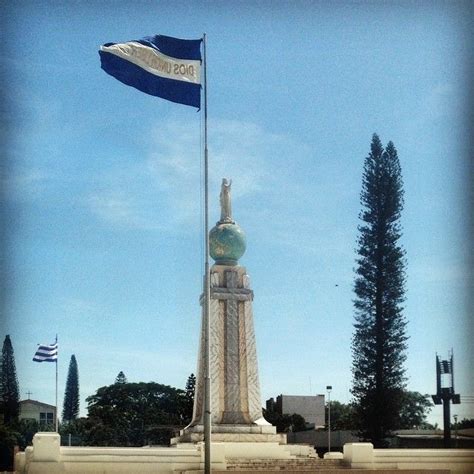 San salvador el salvador full moon dawn monument to the divine savior ...