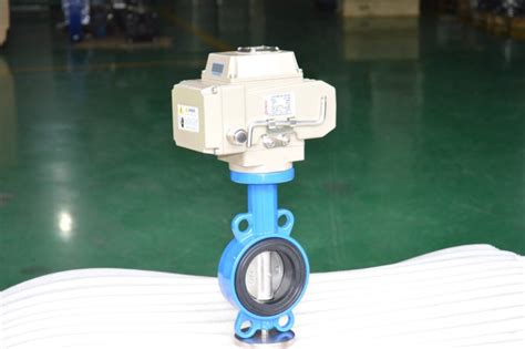 What Is a Wafer Butterfly Valve and How Does It Work?