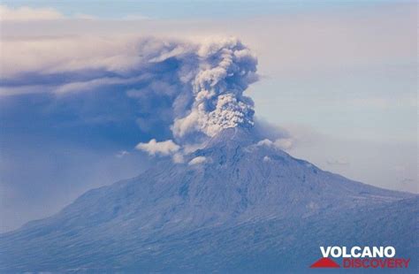 Merapi Volcano Photos - Stock Imagery, Tour Photos, Eruptions, Landscape