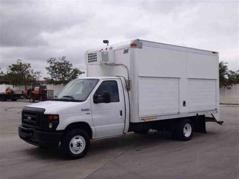 Ford E450 Reefer Freezer Box Truck (2011) : Van / Box Trucks