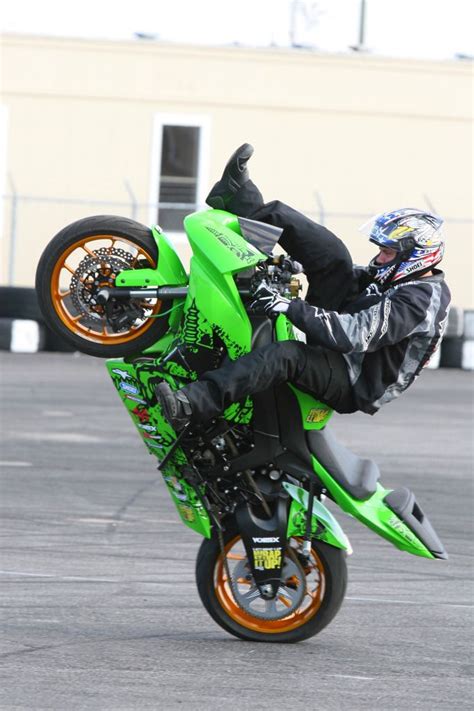 Stunt street bike | Stunt bike, Custom sport bikes, Street bikes