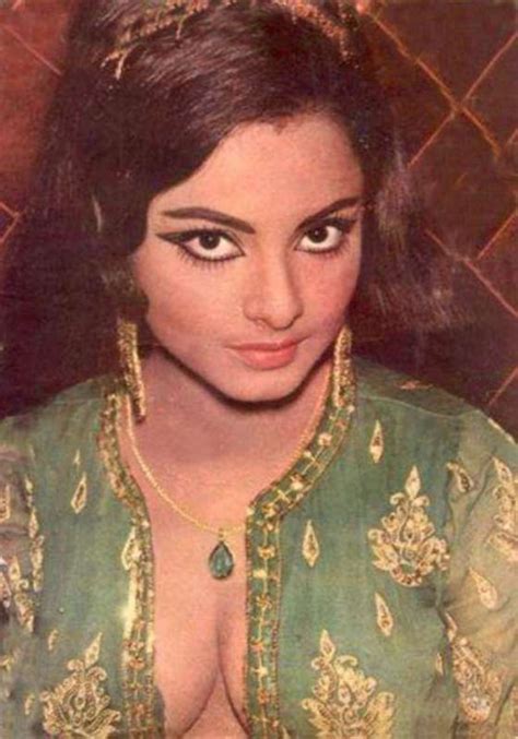 Rare Pictures and Facts About Rekha - Masala.com