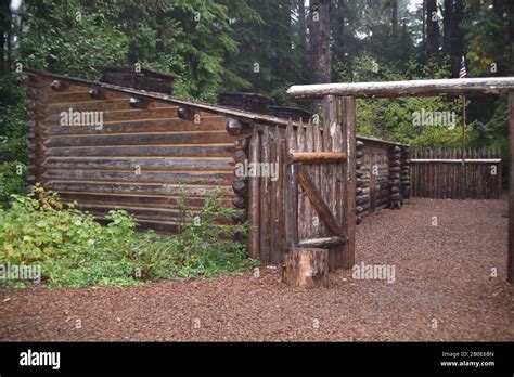 Fort clatsop winter quarters hi-res stock photography and images - Alamy