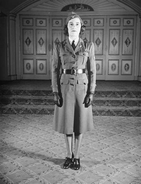 The strange and stylish uniforms of WWII servicewomen in 2021 | Wwii women uniform, Wwii women ...