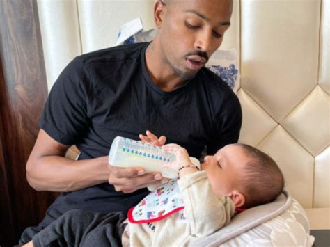 Hardik Pandya son | Hardik Pandya goes from 'national duty to father duty'; Natasa Stankovic ...