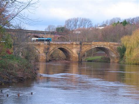 Yarm Bridge © Gordon Hatton cc-by-sa/2.0 :: Geograph Britain and Ireland