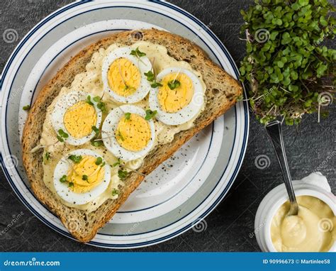 Egg and Cress Open Sandwich Stock Image - Image of meal, backgrounds ...