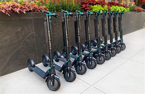 Electric Scooter Rentals in NYC | Fancy Apple New York